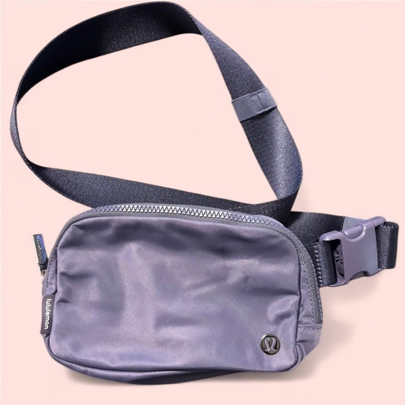 lululemon athletica Handbags - Lululemon Lavender 1L Belt Bag